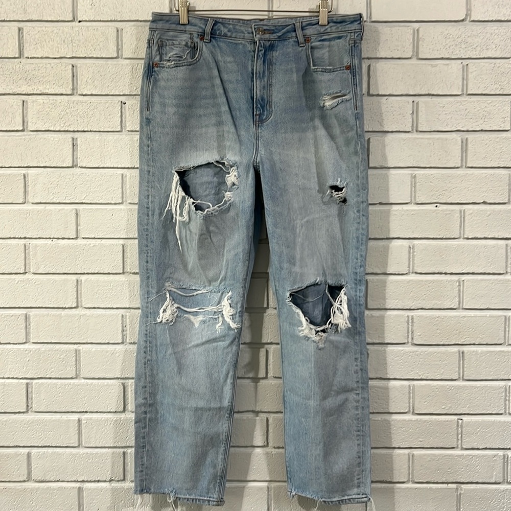 Light Blue Distressed Women’s Jeans